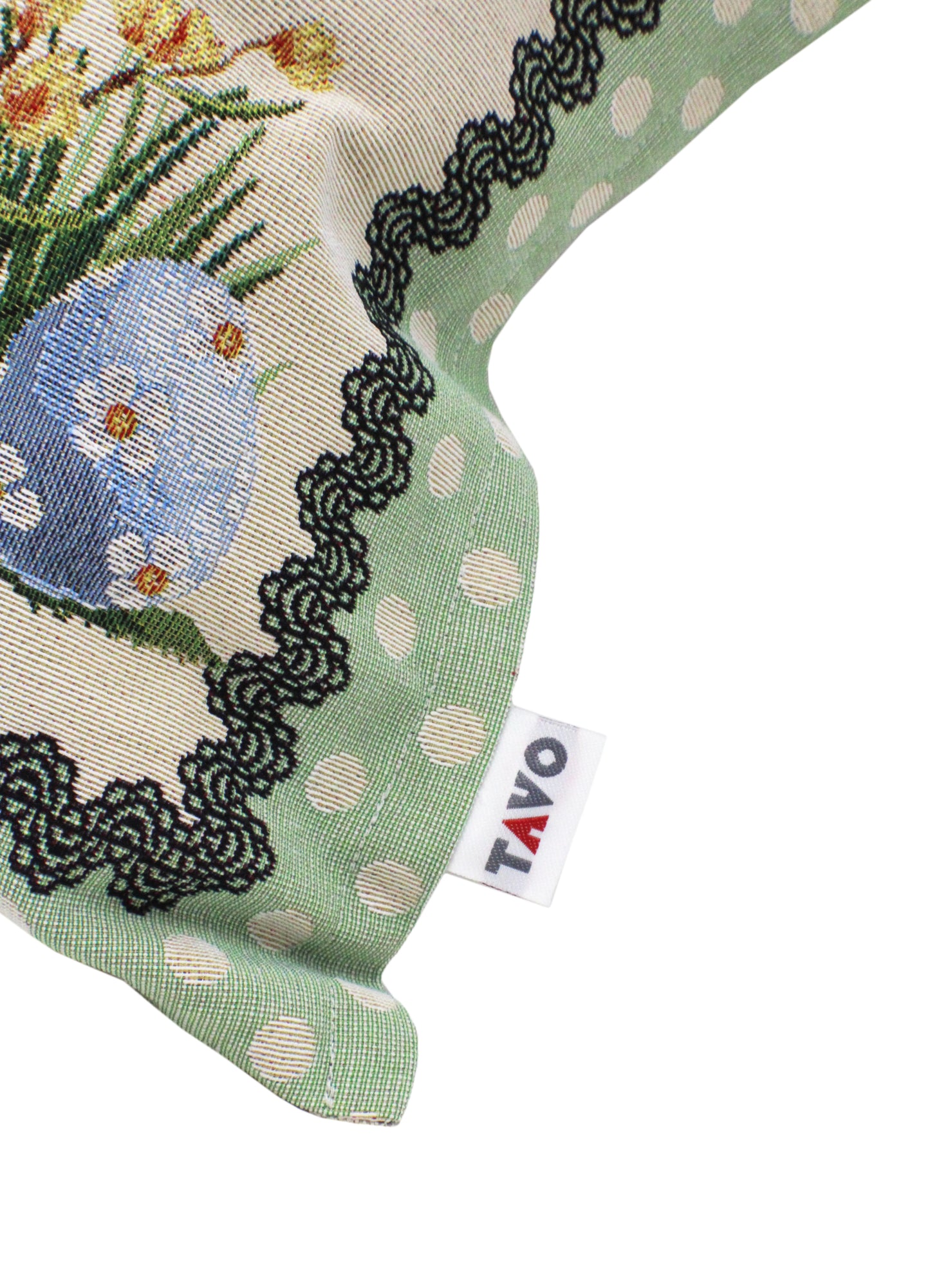 Tapestry Easter cushion with Mr. Rabbit – nostalgic charm for a cozy Easter season