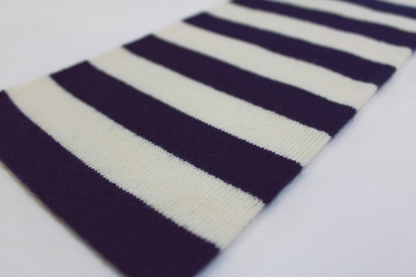 Soft striped cashmere scarf – 100% pure comfort