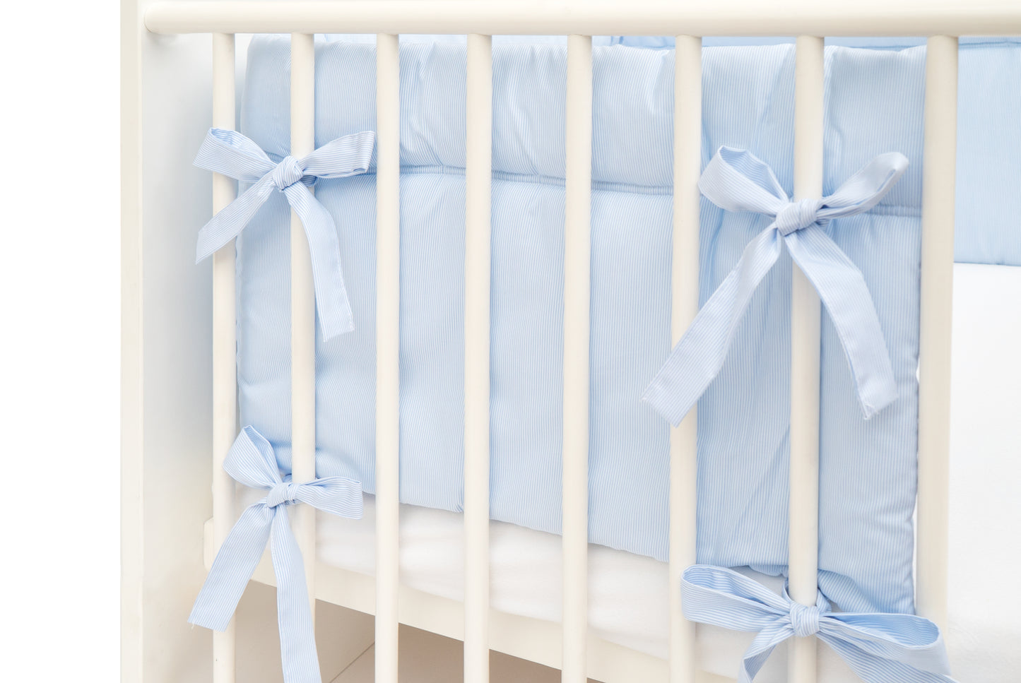 Tavolinchen bed bumper "Boluda Stripes" | Protection &amp; security for the little miracle