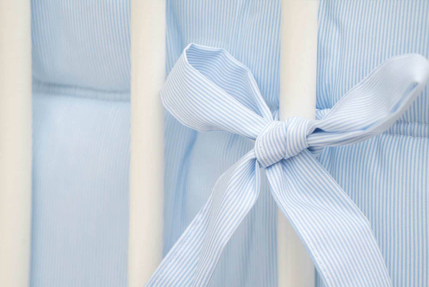 Tavolinchen bed bumper "Boluda Stripes" | Protection &amp; security for the little miracle