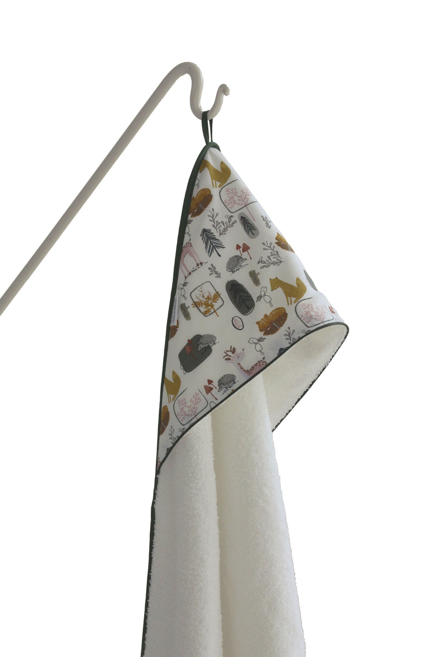 Hooded bath towel "Forest Friends" | Lovely design with cute forest animals for little nature lovers | 100% cotton, 100 x 100 cm